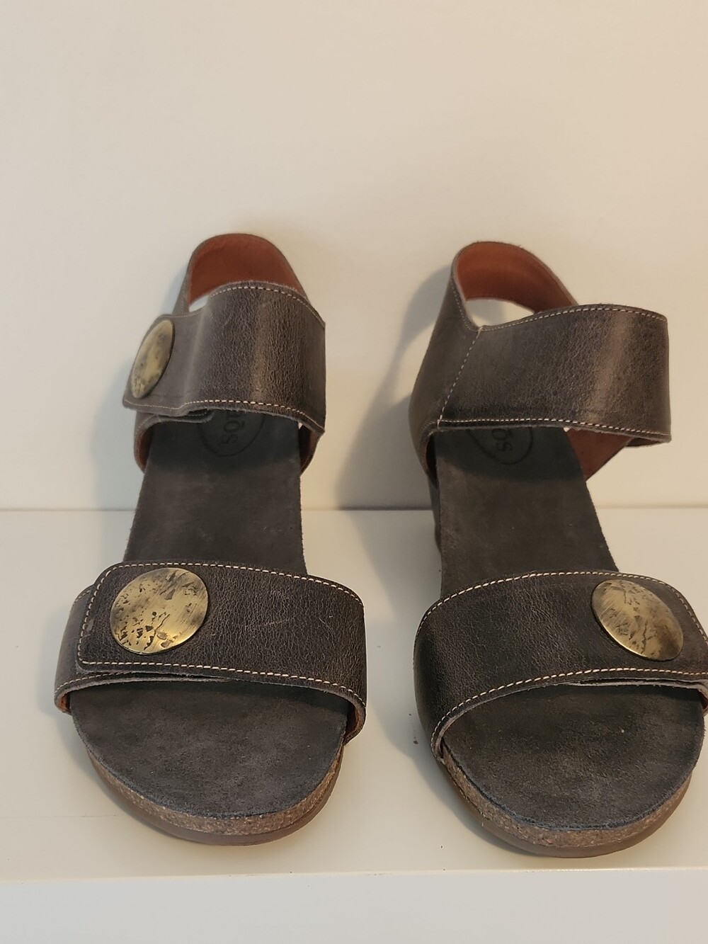 Taos Carousel Mink Leather Wedge Sandals Size 11 - NIB